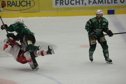 Rene Tröthan (r.) und seine Kollegen werden sich in Klagenfurt für Punkte ins Zeug legen. Hartinger