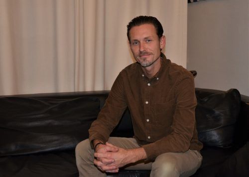 Tomasz Pekala coacht seine Klienten in seinem Büro im Co-Working-Space „Loft“ in Lochau. HRJ
