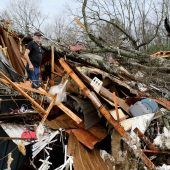 Tote und schwere Schäden nach Tornados in den USA