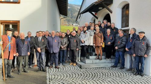 Zahlreiche Mitglieder folgten der Einladung zur 299. Zunftversammlung in Röns.  Handwerkerzunft Schlins-Röns