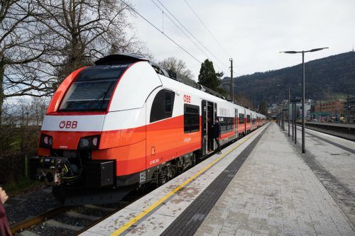 Ab Montag sind vier Cityjet-Garnituren im Einsatz. 