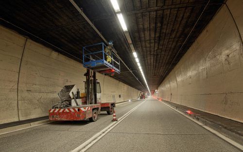 Ähnlich wie vor einigen Jahren wird der Arlbergstraßentunnel nun wegen umfangreicher Bauarbeiten wieder gesperrt. asfinag