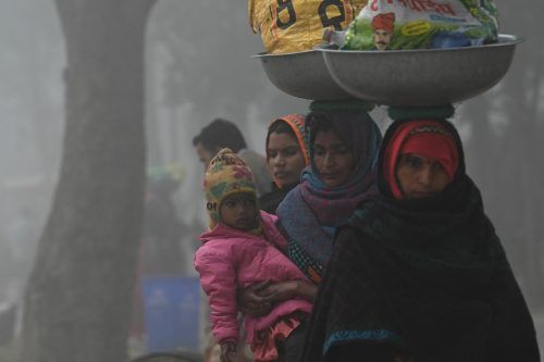 Aktuell ist die Smogbelastung in Indiens Hauptstadt Neu-Delhi wieder sehr hoch. Ein Grund ist unter anderem das Verbrennen von Ernteresten. AFP