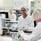 Zwei renommierte Auszeichnungen für Pharmadienstleister Vetter