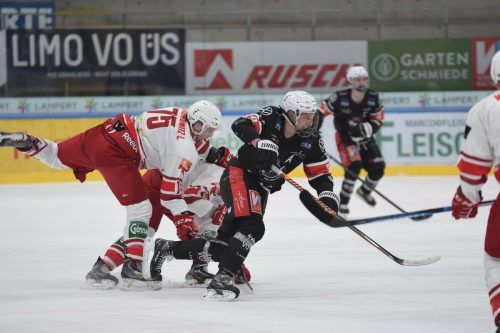Benjamin Kyllönen setzt sich gegen zwei Steirer durch. Verein