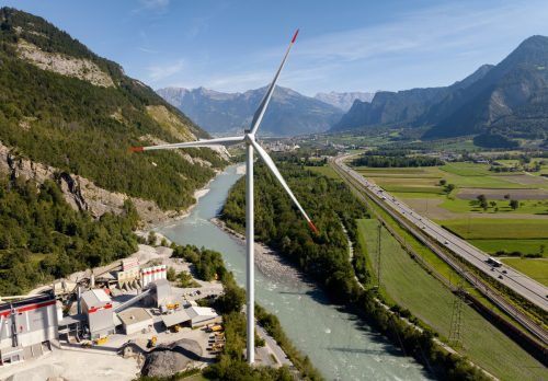Bisher gibt es in der Ostschweiz (Haldstein bei Chur im Kanton Graubünden) erst ein Windrad. Das soll sich in den nächsten Jahren aber deutlich ändern.  VN/Stiplovsek