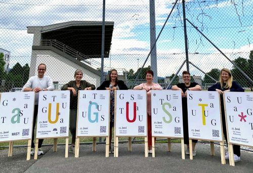 Bürgermeister Dieter Egger, Kulturabteilungsleiterin Elisa Rosegger, Grafikdesignerin Magdalena Drexel, Kulturstadträtin Erika Kawasser, Projektleiterin Sophie Gruber und Geschäftsführerin des Literaturhauses Vorarlberg Frauke Kühn. STADT HOHENEMS