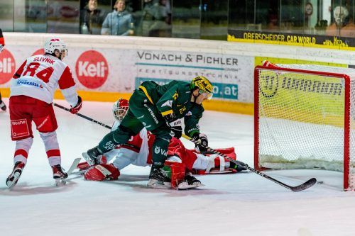 Chris D‘Alvise drückte den Puck zur 2:0-Führung über die Linie, er führte mit zwei Treffern den EHC gegen das Future-Team des KAC zum vierten Sieg in der Qualifikationsrunde.  Stiplovsek
