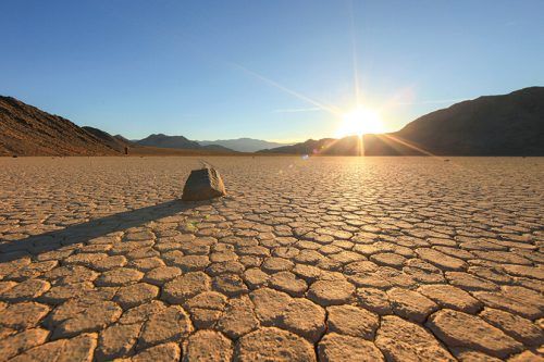 Das Badwater Basin liegt ganze 85 Meter unter dem Meeresspiegel.