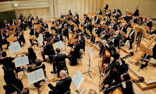 Das Sinfonieorchester St. Gallen spielte unter der Leitung der hervorragenden Dirigentin Simone Menezes. VICTOR MARTIN