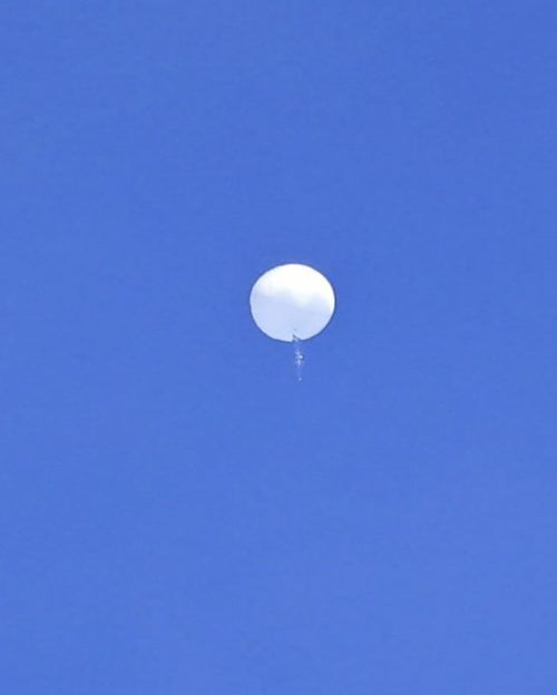 Der Abschuss dieses Ballons sorgt für diplomatische Verstimmungen.  AP