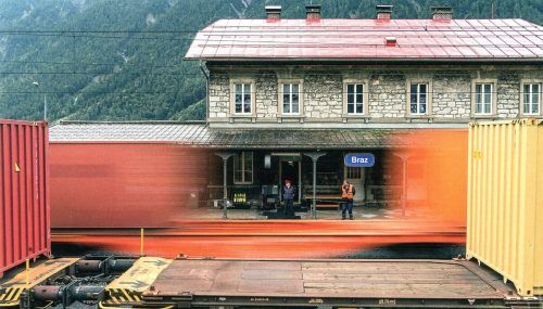 Der Brazer Fotograf Andreas Gaßner hat in den vergangenen Jahren den Betrieb am jetzt stillgelegten Bahnhof Braz fotografisch dokumentiert. Andreas Gaßner