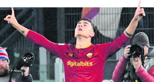 Der Junge mit dem „Babyface“ sorgt im Roma-Dress für Schlagzeilen. Paulo Dybala ist der Star im Team des Europa-League-Gegners von RB Salzburg. afp