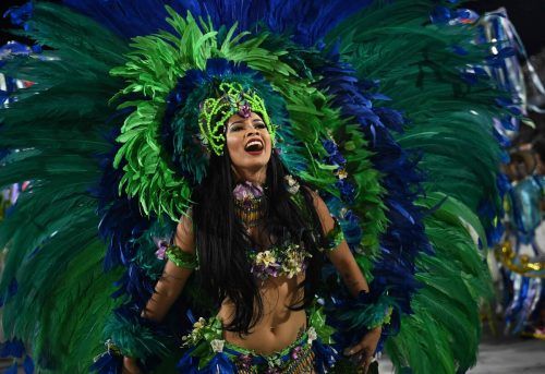 Der Karneval in Rio ging mit dem Schaulaufen der Sambaschulen zu Ende.  AFP