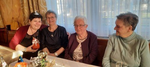 Der Satteinser Pensionistenverband lud zur bunten Faschingsfeier.  PVÖ Satteins