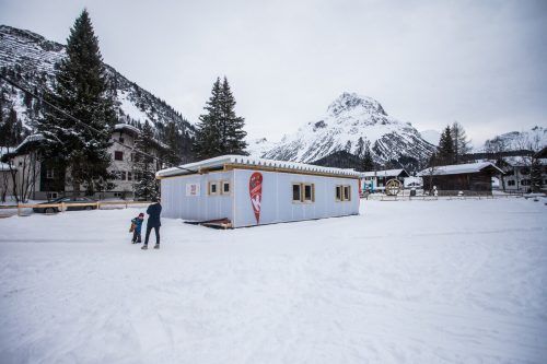 Die Gemeinde nahm für den provisorischen Containerbau über 40.000 Euro in die Hand. VN/Steurer
