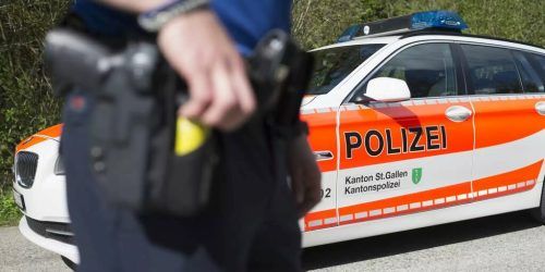 Die Kantonspolizei St. Gallen fahndet nach einem mutmaßlichen Tötungsdelikt nach dem noch unbekannten Täter. Kapo