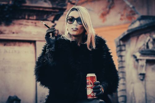 Die serbisch-österreichische Kabarettistin Marina Lackovic alias Malarina wird mit Salzburger Stier 2023 für Österreich ausgezeichnet. Die Verleihung findet im Mai statt. Vanja Pandurevic