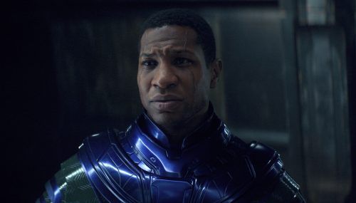 Es gilt, sich dem Schurken Kang und dem Eroberer (Jonathan Majors) entgegenzustellen.  ap (3)