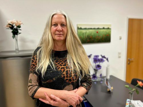 Eva Fahlbusch (Vindex) bittet die Bevölkerung um Mithilfe.