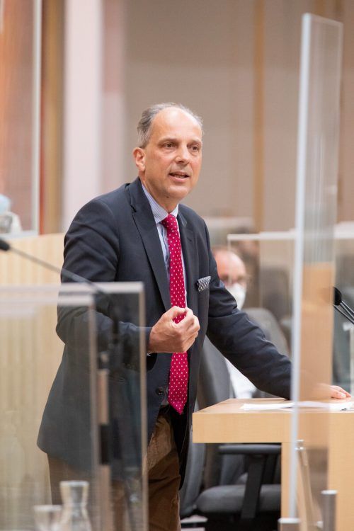 Hübner brachte einen entsprechenden Antrag ein. Parlament/ANNA Rauchenberger
