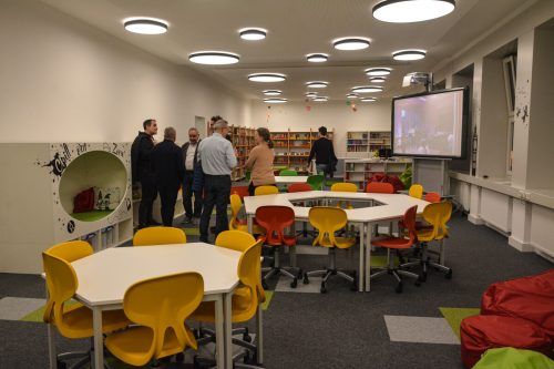 In der Mittelschule Kirchdorf gibt es ab sofort eine Lernlandschaft, die optimale Bedingungen für die Schüler bietet.  bvs/5