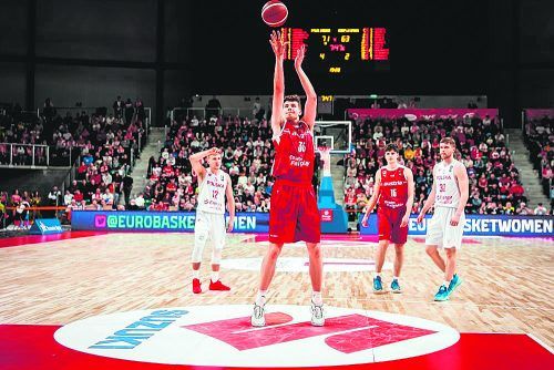 Luka Brajkovic traf bei seinem Debüt gegen Polen alle vier Versuche von der Freiwurflinie. FIBA (2), Ernst Weiss