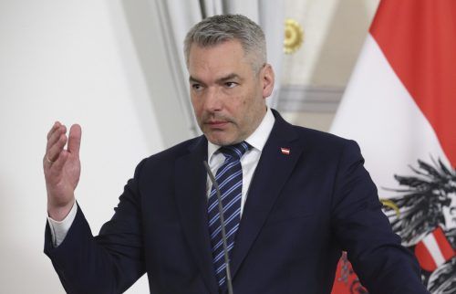 Nehammer will nach drei Jahren Pandemie die „Hand ausstrecken“. AP