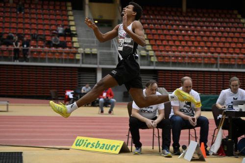 Oluwatosin Ayodeji bei seinem dritten Versuch in Linz. ÖLV/NEvsimal