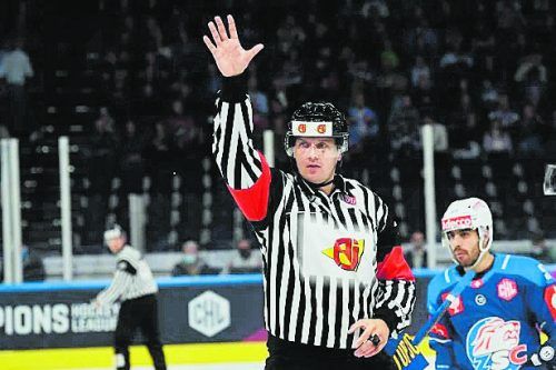 Premiere für Miro Stolc: Der Eishockey-Schiedsrichter aus dem Ländle leitet heute das Finale der Champions League zwischen Lulea und Tappara Tampere. CHL