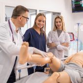 Neue Pflegelehre wird ab Herbst ermöglicht