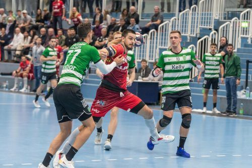 Srdjan Predragovic war mit acht Treffern erfolgreichster Werfer des Alpla HC Hard bei der Heimniederlage gegen Sporting CP Lissabon. VN/STipovsek