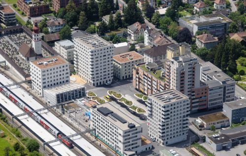 Wohnort, Arbeitsplatz und Mobiliätsdrehscheibe, rund um den Bahnhof treffen viele Interessen aufeinander. H. Heim