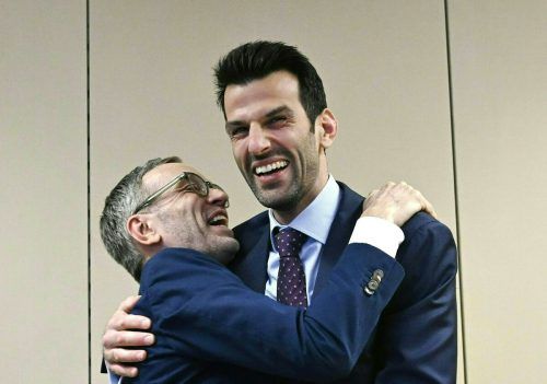 Zwischen Kickl (l.) und Landbauer passt auch inhaltlich kein Blatt Papier. APA