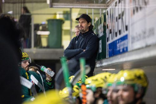 Auf Philipp Winzig und den EHC Lustenau wartet im Play-off-Viertelfinale die italienische Hürde Cortina.  sams