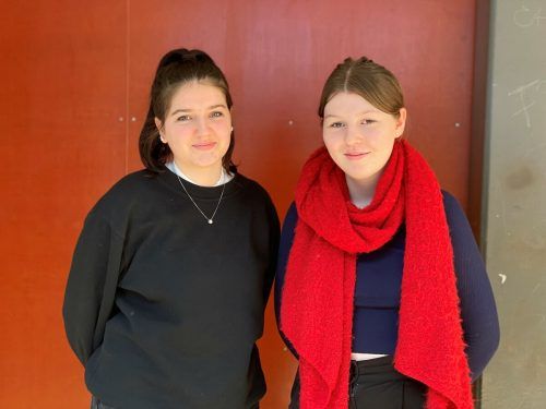 Britta Kling (links) und Mieke Horn setzten sich leidenschaftlich für ihre Mitschüler und Mitschülerinnen ein. VN/PEM