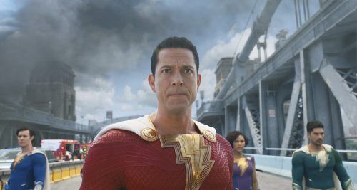 Darsteller Zachary Levi verwandelt sich in den Superhelden. Ap