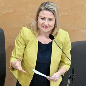 Politik in Kürze