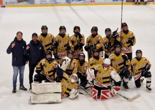 Das U15-Top-Team der Rheintal Bulldogs feierte zum Abschluss der Schweizer Meisterschaft einen vollen Erfolg in Urdorf. mima