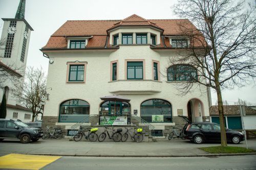 Das Austria-Café im Herzen der Gemeinde wird es noch bis Mitte Februar geben. VN/RHOMBERG