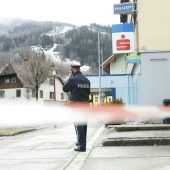 Nach tödlichen Schüssen: Polizist geständig, Motiv weiter unklar