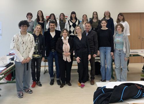 Die Schulgemeinschaft der HTL Dornbirn freute sich sehr über den hohen Besuch von Generalkonsulin Gülseren Çelik und Mike Galeli.  cth