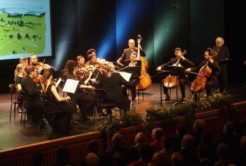 Die Sinfonietta Vorarlberg widmet sich neben der orchestralen Musik der Pflege von Chorwerken mit Orchesterbegleitung.  ju (2)