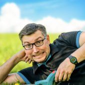Stefan Otto mit seinem Programm „Gmahde Wiesn“ in Hohenems