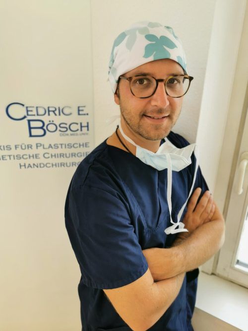 Dr. Cedric Bösch hat eine Praxis in Dornbirn.