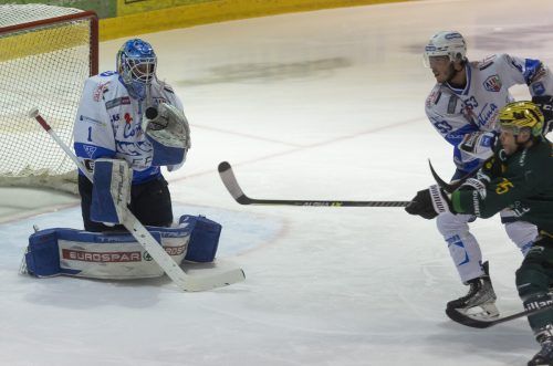 Gäste-Keeper de Filippo parierte 26 der 27 Schüsse auf sein Tor. Paulitsch