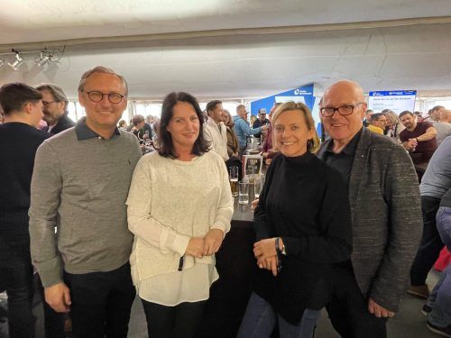 Gerhard und Alexandra Hamel, Sabine und Dieter Oberhöller (von links).