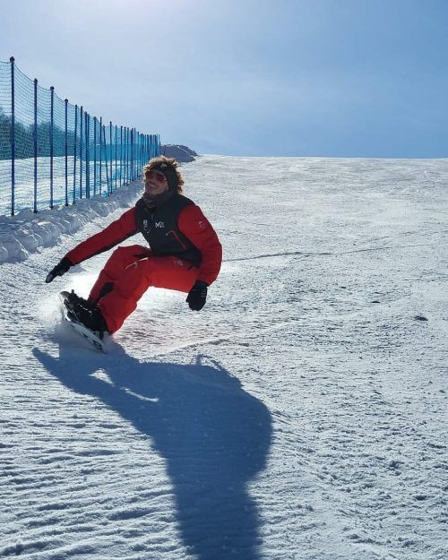 Im Flow gibt es nur dich und das Snowboard - du bist eins mit dem Brett.  Aziz