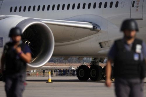 Im Frachtraum eines Flugzeuges befanden sich 32,5 Millionen Euro. Reuters