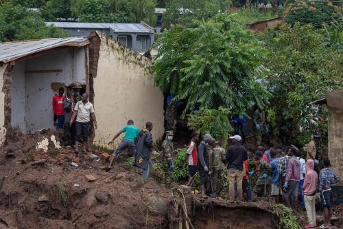 In Malawi suchen Rettungskräfte weiter nach Opfern. AFP